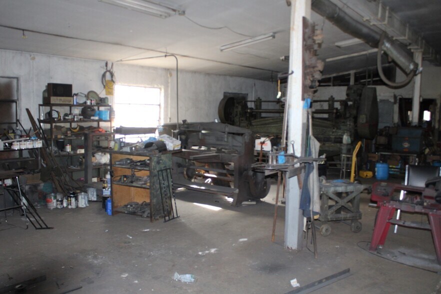 More Photos Of 5 Millers Falls Rd, Turners Falls Warehouse For Sale