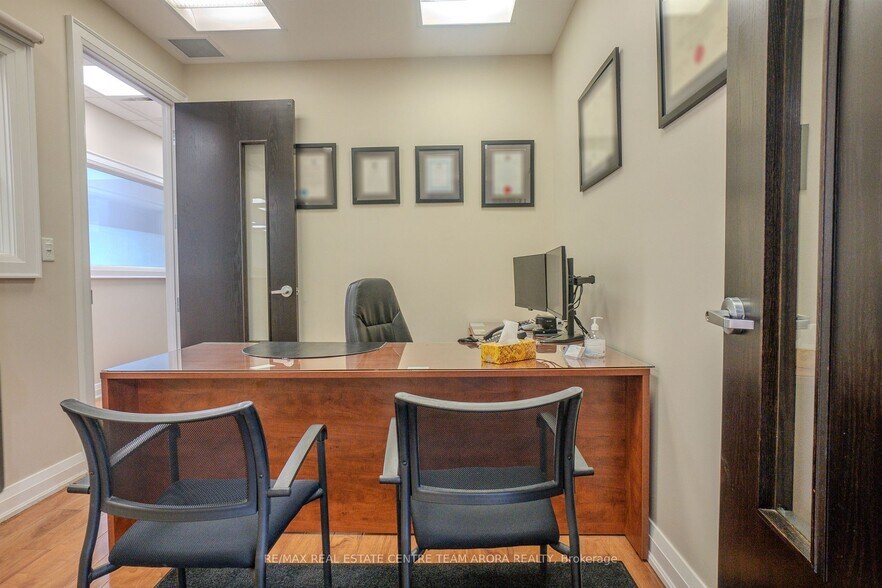 More Photos Of 1804 Alstep Dr, Mississauga Office For Lease