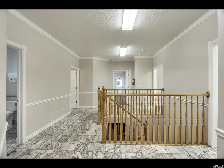 More Photos Of 214-216 N Orem Blvd, Orem Loft Creative Space For Lease