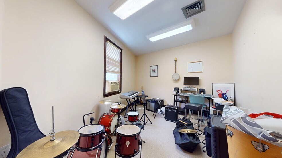 More Photos Of 1 Sprague St, Revere Loft Creative Space For Sale