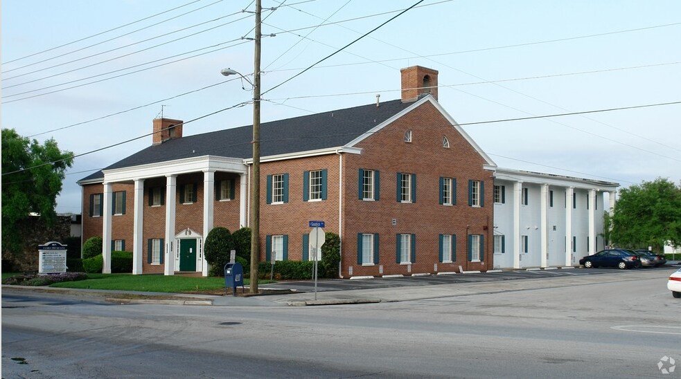 More Photos Of 255 N Lakemont Ave, Winter Park Medical For Lease