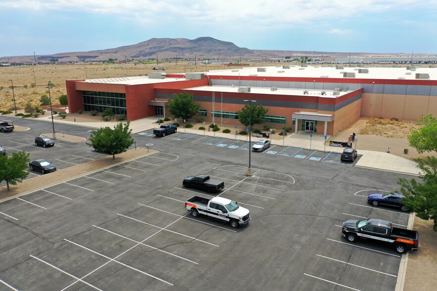 More Photos Of 1300 Desert Willow Rd, Los Lunas Manufacturing For Sale