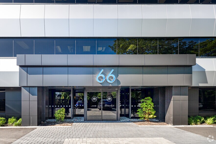 More Photos Of 66 Commack Rd, Commack Office For Lease