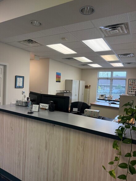 More Photos Of 4004 Oakwood Hills Pky, Eau Claire Medical For Lease