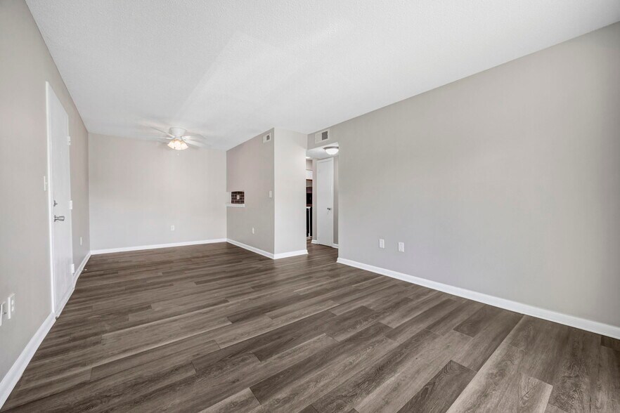 More Photos Of 200 Bentree Ln, Florence Apartments For Sale