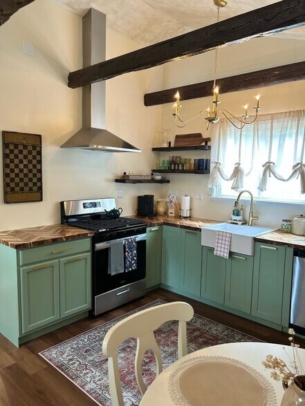 More Photos Of 27353 1/2 Pacific Coast Hwy, Malibu Apartments For Sale