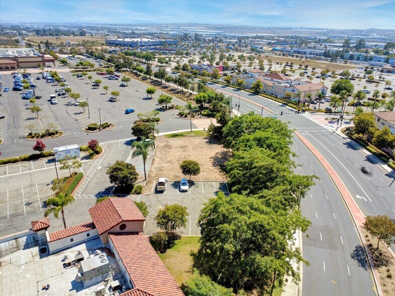 More Photos Of Canyon Springs Parkway, Riverside Land For Lease