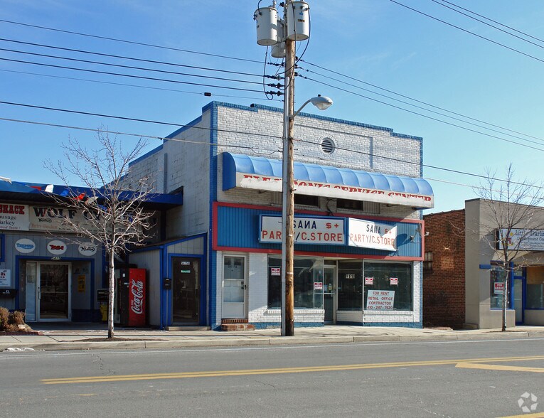 More Photos Of 5415-1517 E Dr, Halethorpe, MD 21227 Dr, Halethorpe General Retail For Lease