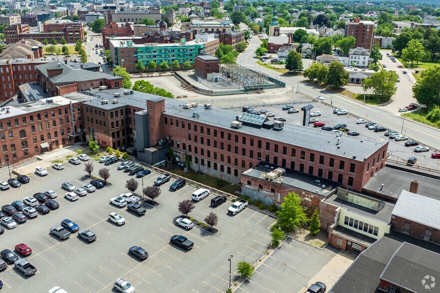 More Photos Of 108 Grove St, Worcester Office For Lease
