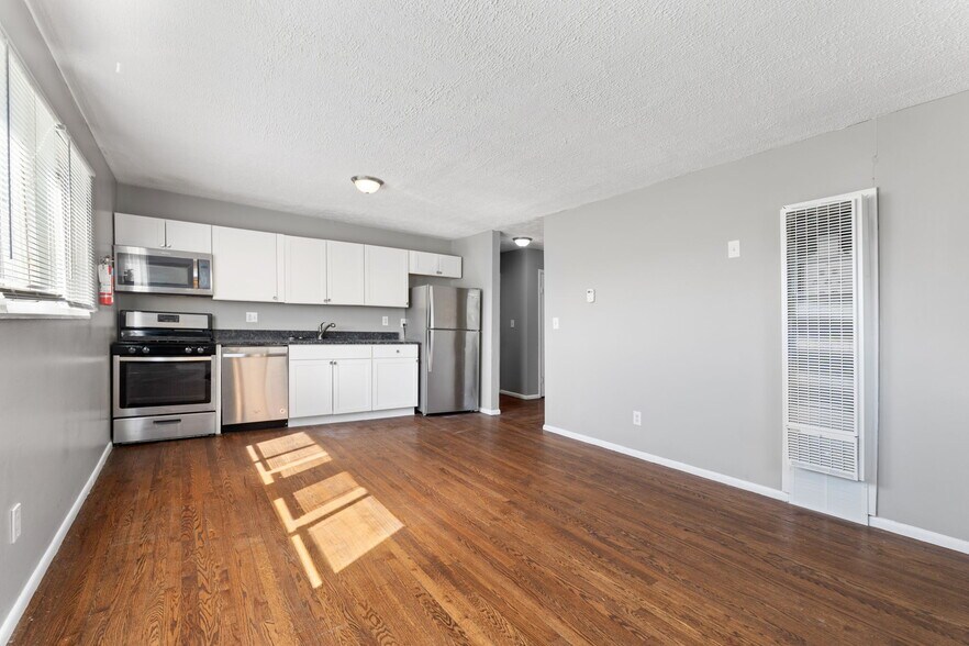 More Photos Of 1309 Fair Ave, Columbus Apartments For Sale