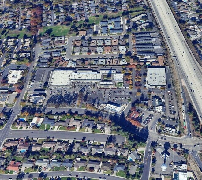 More Photos Of 3201 W Benjamin Holt Dr, Stockton Unknown For Lease