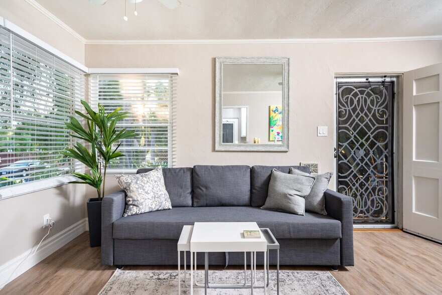 More Photos Of 2646-2650 Juan St, San Diego Apartments For Sale