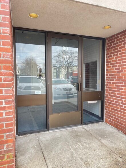 More Photos Of 80 Park St, Attleboro Storefront For Lease