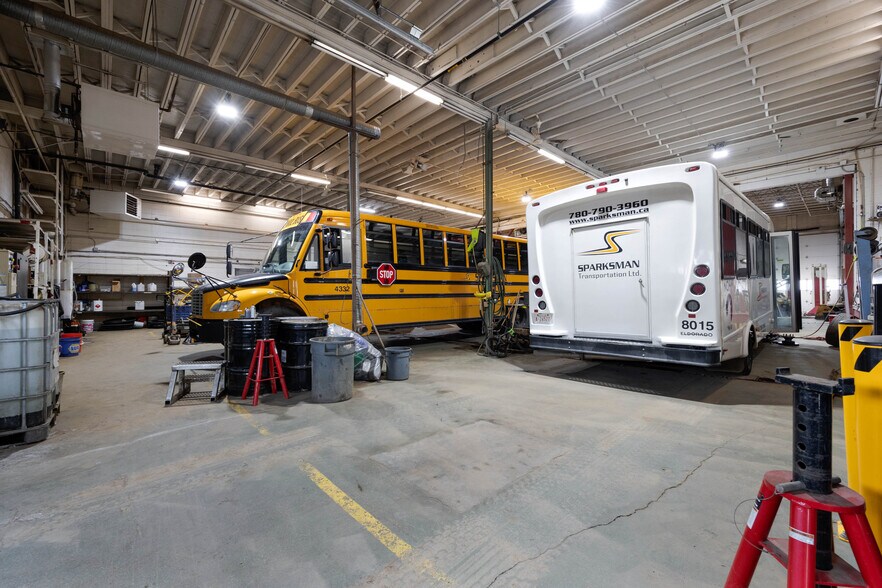 More Photos Of 8030 Golosky Av, Fort McMurray Truck Terminal For Lease