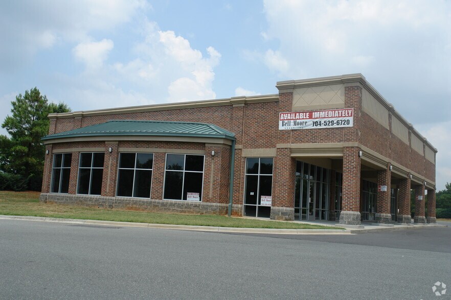More Photos Of 11116 Highway 49, Charlotte Unknown For Lease