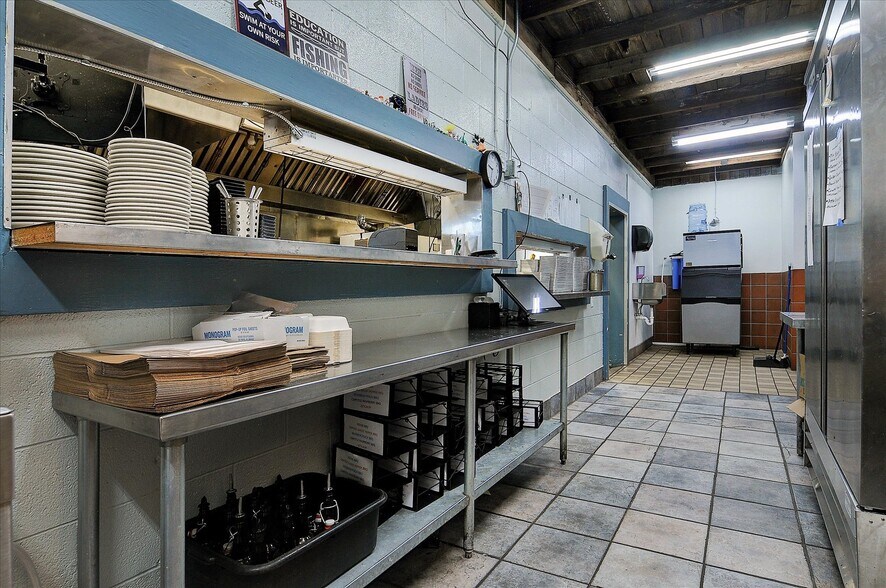 More Photos Of 720 E 50 Hwy, Salida Restaurant For Sale