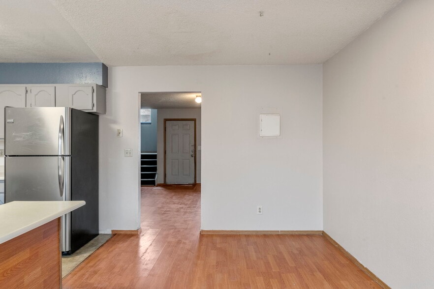 More Photos Of 2305 Split Rock Dr, Colorado Springs Apartments For Sale