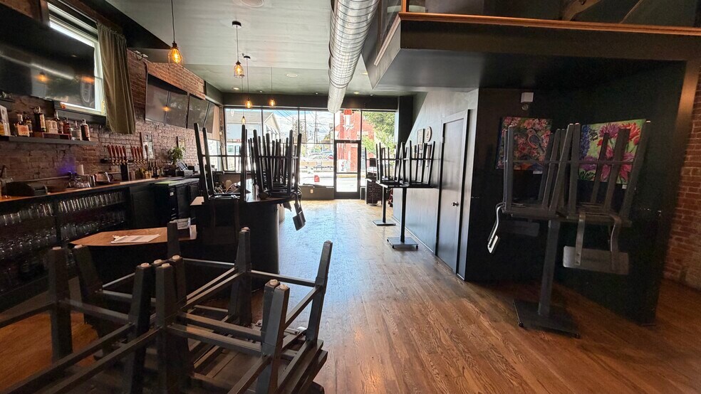 More Photos Of 35 Belvidere St, Nazareth Storefront Retail Residential For Sale