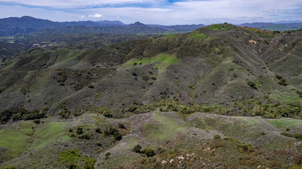 More Photos Of 24415 Mulholland Hwy, Calabasas Land For Sale