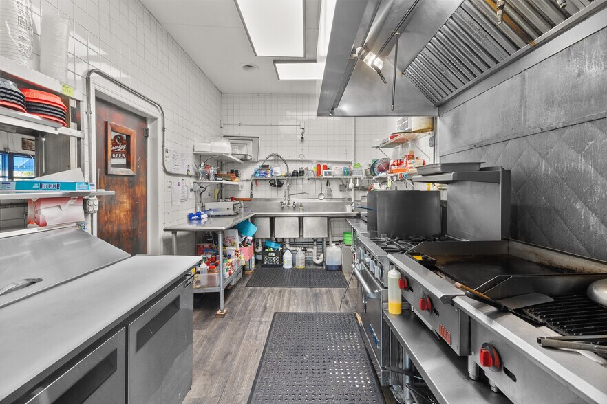 More Photos Of 39918 93rd St, Genoa City General Retail For Sale