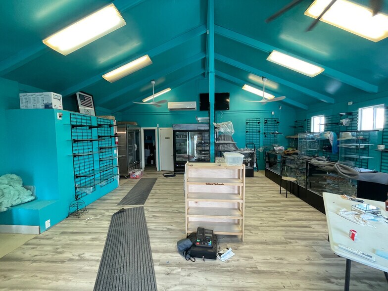 More Photos Of 1750 Kaahumanu Ave, Wailuku Storefront For Sale