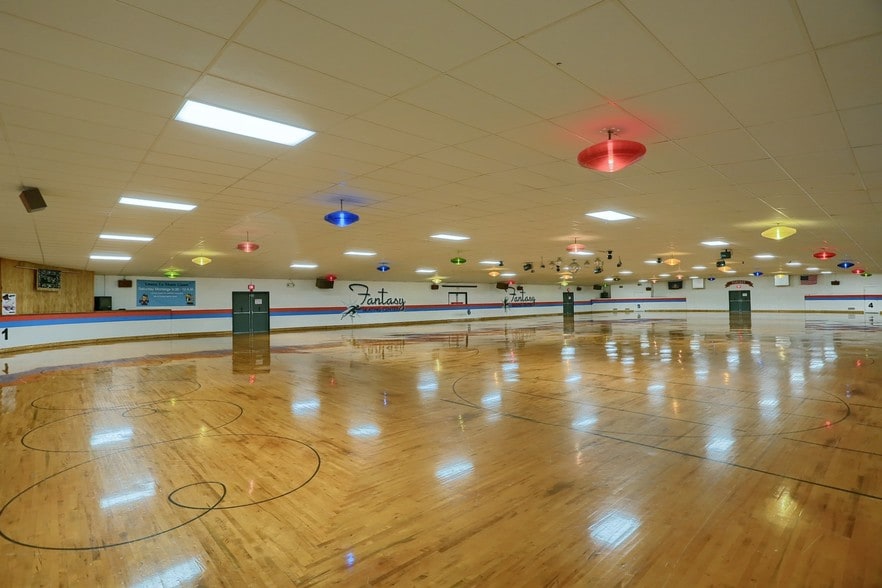 More Photos Of 500 George St, Reading Skating Rink For Sale