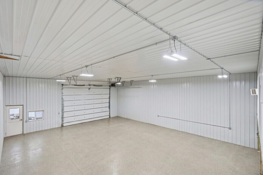 More Photos Of 1650 Commercial Dr, Walford Warehouse For Sale