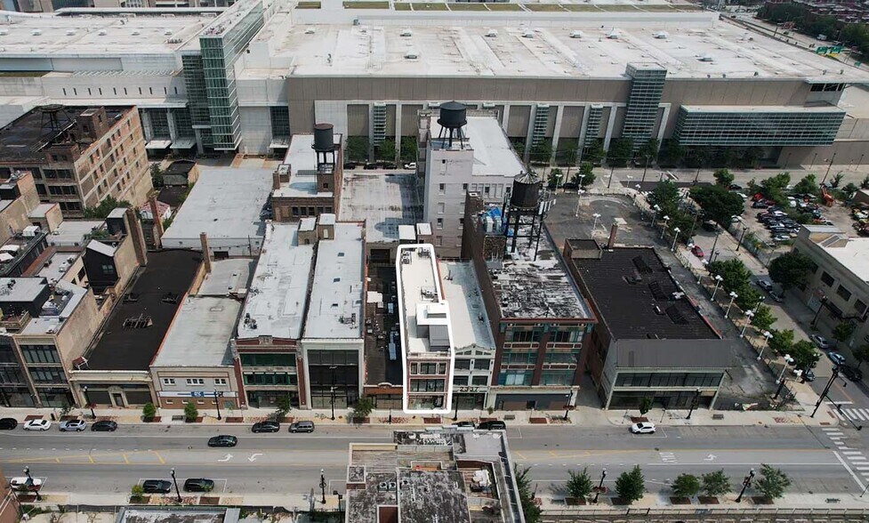 More Photos Of 2335 S Michigan Ave, Chicago Medical For Lease