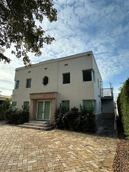 Primary Photo Of 1566 Coral Way, Coral Gables Loft Creative Space For Lease