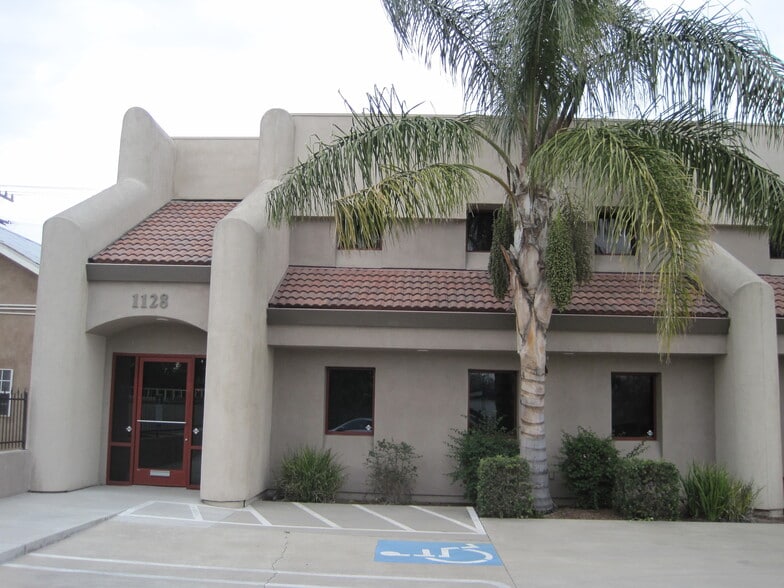 More Photos Of 1120 6th St, Modesto Unknown For Lease