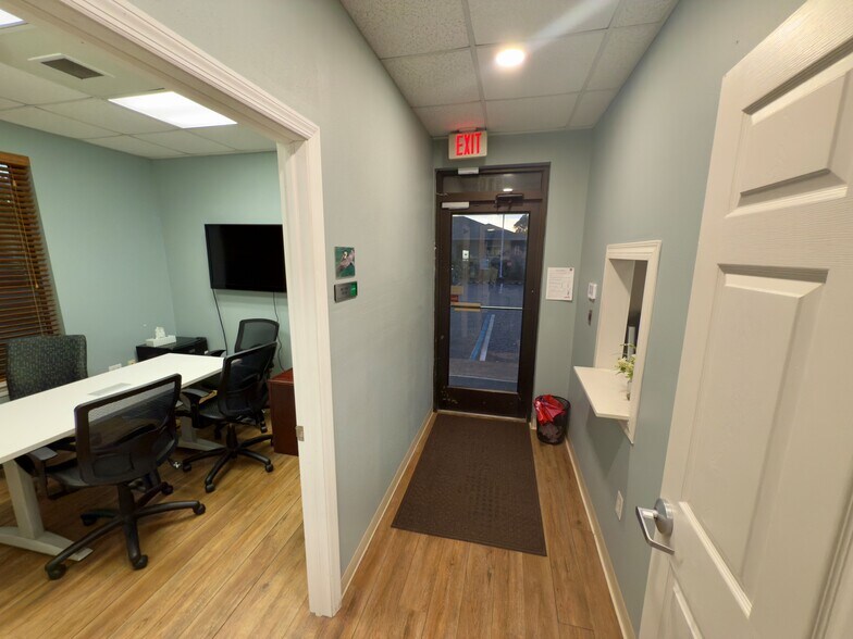 More Photos Of 510 Corday St, Pensacola Medical For Sale