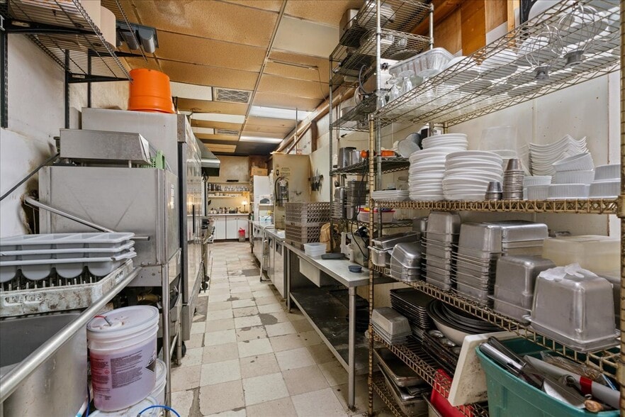 More Photos Of 14 SW 1st Ave, Gainesville Storefront For Lease