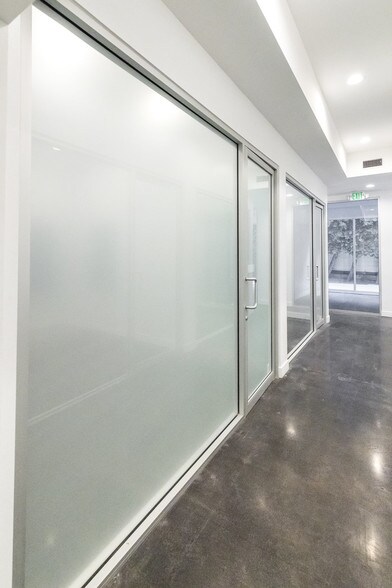 More Photos Of 6829 Lankershim Blvd, North Hollywood Medical For Lease
