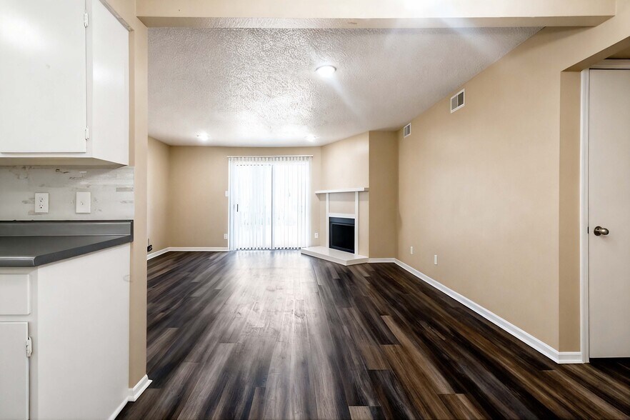 More Photos Of 5202 Bangor Ave, Lubbock Apartments For Sale