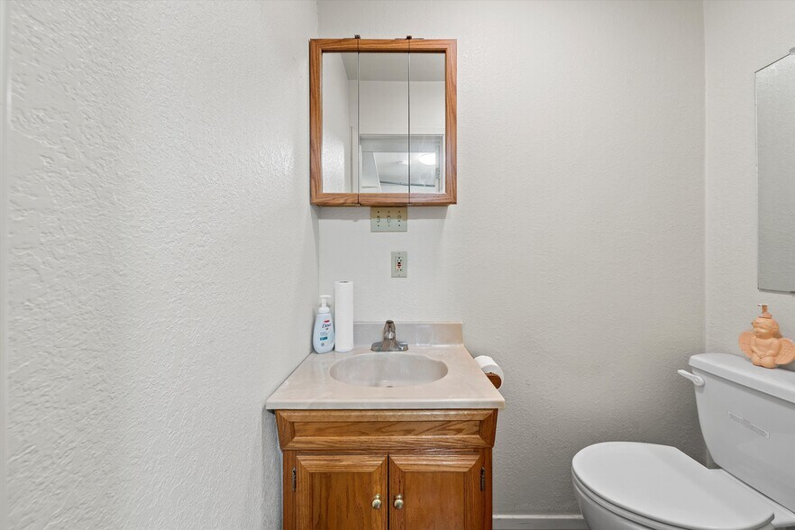 More Photos Of 708 Bradford St, Waco Specialty For Sale