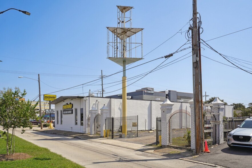 More Photos Of 3125 N Causeway Blvd, Metairie Auto Repair For Sale