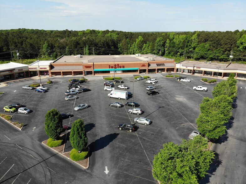 Primary Photo Of 7121 Turner Lake Cir SW, Covington Supermarket For Sale