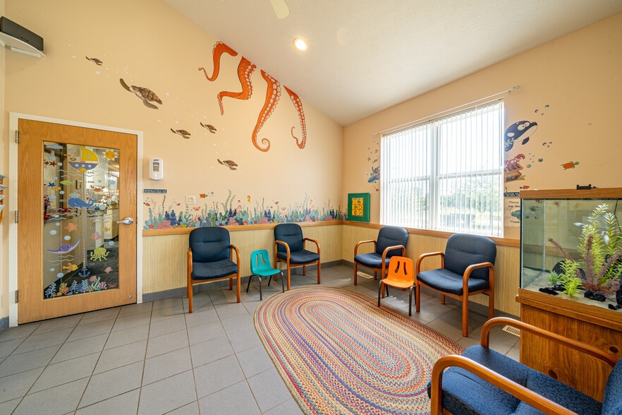 More Photos Of 353 Island Cottage Rd, Rochester Medical For Lease