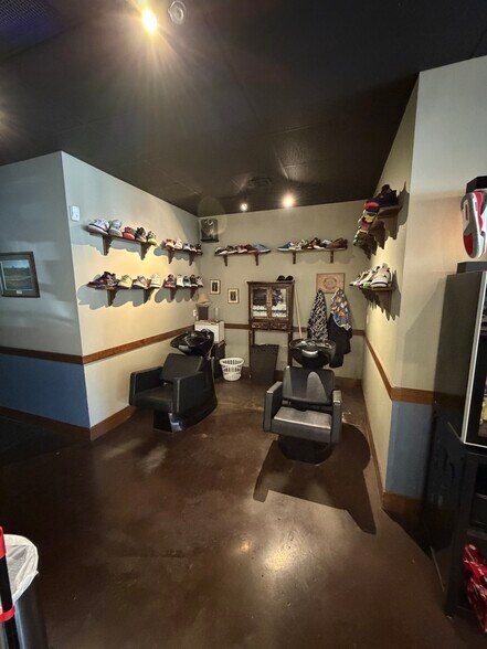 More Photos Of 808 N 4th St, Coeur d'Alene Storefront For Lease