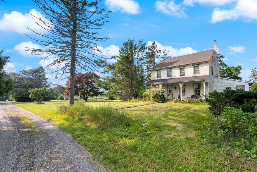 More Photos Of 1112 W Bridge St, Spring City Warehouse For Sale