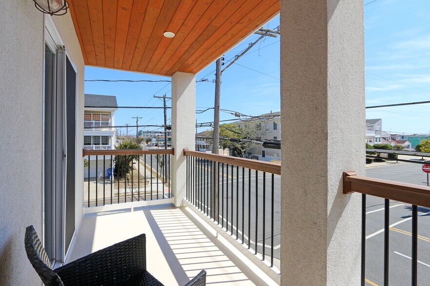 More Photos Of 5100 Atlantic Ave, Wildwood Hotel For Sale