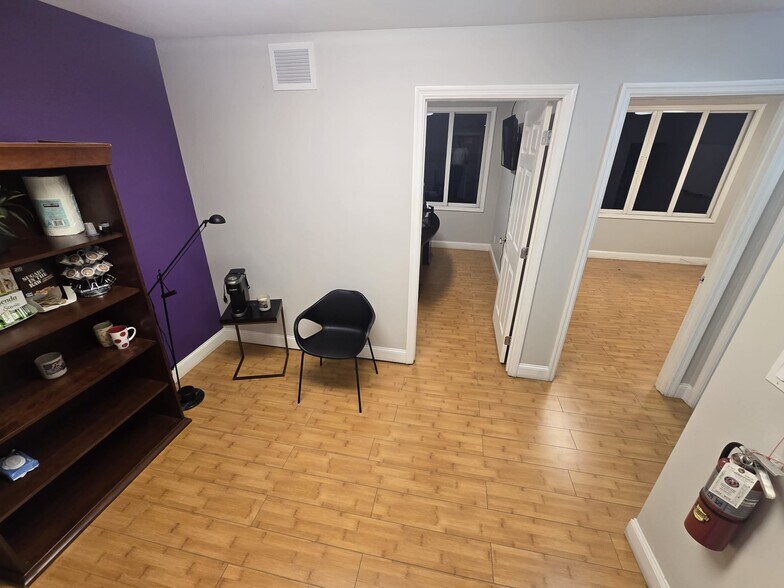 More Photos Of 2460 Nw 17th Ln, Pompano Beach Warehouse For Lease