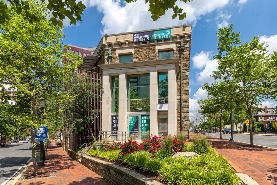 More Photos Of 7500 Wisconsin Ave, Bethesda Office For Lease
