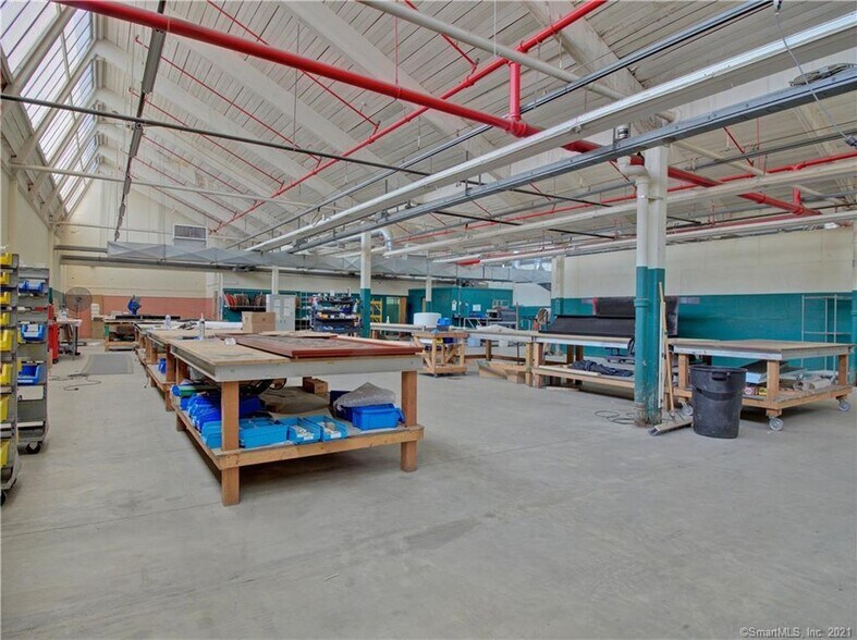 More Photos Of 90 S Park St, Willimantic Warehouse For Lease
