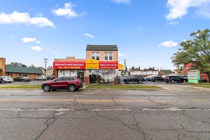 More Photos Of 5920 Chase Rd, Dearborn General Retail For Lease