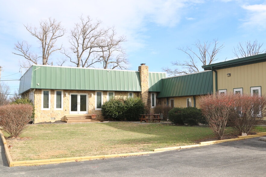 More Photos Of 7146 Montevideo Rd, Elkridge Flex For Sale