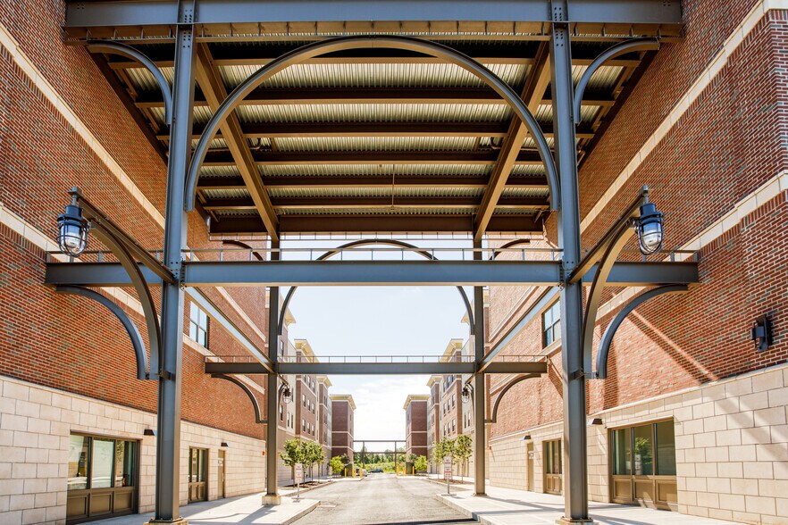 More Photos Of 720 Van Rensselaer St, Syracuse Apartments For Lease