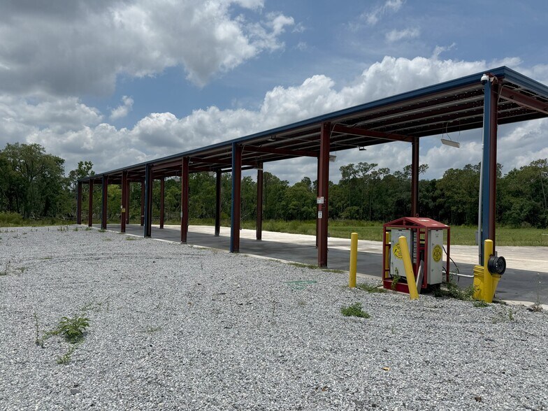 More Photos Of 2909 Sammonds Rd, Plant City Manufacturing For Lease