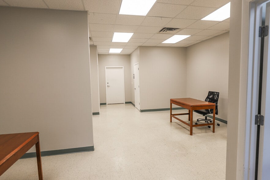 More Photos Of 2025 SW 75th St, Gainesville Medical For Lease