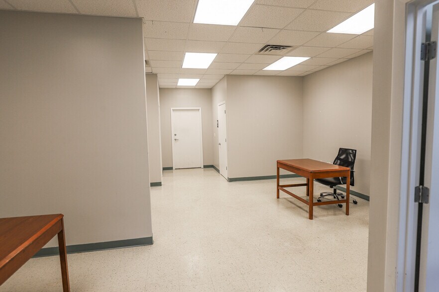 More Photos Of 2030 SW 75th Ter, Gainesville Medical For Lease